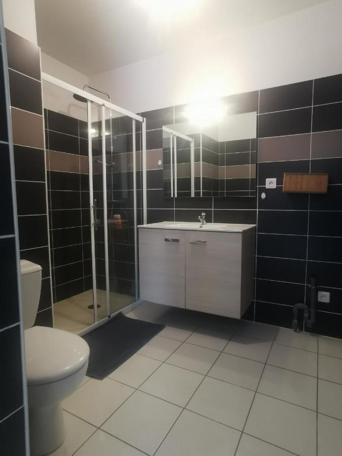 T2 Accessible Pmr Avec Terrasse Et Garage Onet-le-Chateau