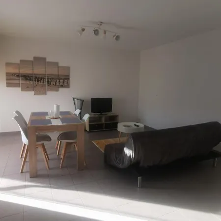 Appartement T2 Accessible Pmr Avec Terrasse Et Garage Onet-le-Chateau Exterior photo