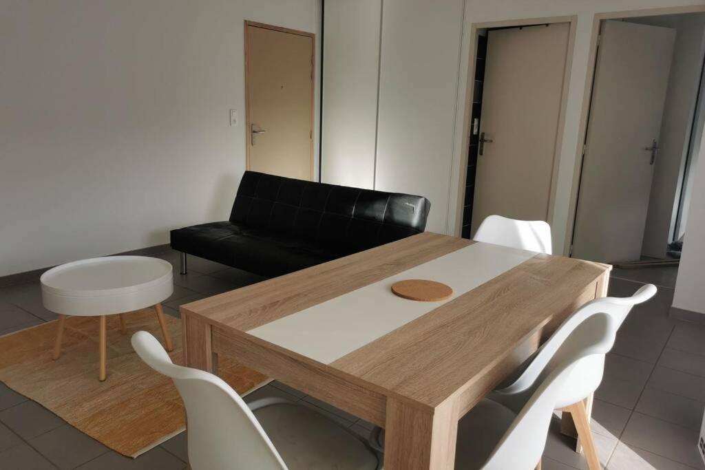 Appartement T2 Adapté Pmr 5mn Du Centre *